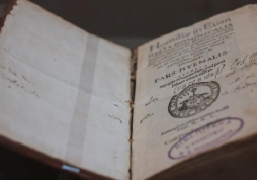 MKiDN: Dwa odzyskane starodruki z XVI i XVII w. wracają do Elbląga