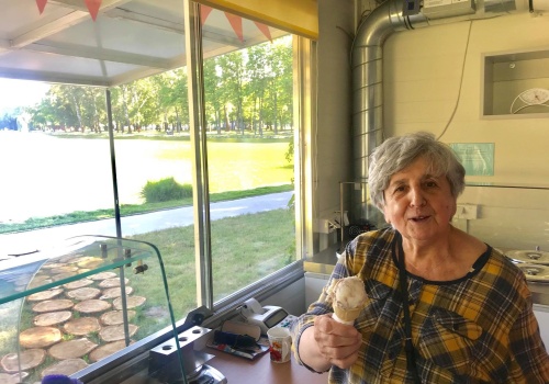 Zmarła Lucyna Orłowska, „Babcia Lucyna” z Nowej Huty. Miała 86 lat