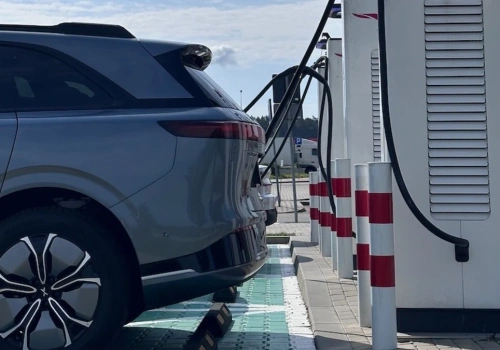 Mit ładowarek obalony. To nie infrastruktura decyduje o sukcesie elektryków w Europie