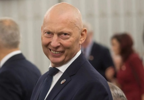 Różański apeluje do prezydenta ws. strategii bezpieczeństwa. 