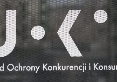 Wątpliwe promocje. Zarzuty UOKiK wobec Żabki, BRW i Peek&Cloppenburg