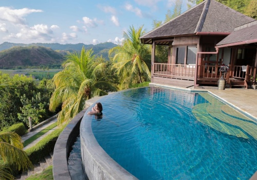 Jak szukać lotów na wakacje, żeby nie przepłacić?