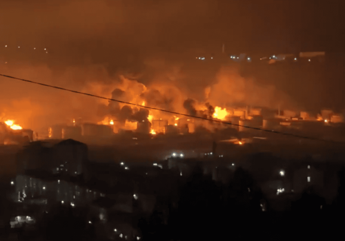 Widziane z orbity: pożar rosyjskiej rafinerii w Tuapse