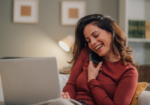 Szybko, wygodnie i bez plastiku. Wszystko, co musisz wiedzieć o eSIM