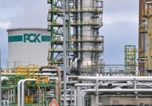 Putin gra ropą. Awaryjny plan Berlina w rękach Polski