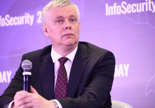 Siemoniak o Poczobucie: co zrobi dalej - pozostaje jego osobistą decyzją