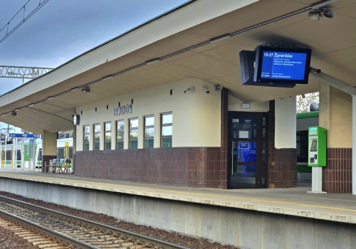 Perełka lat 30. uratowana. PKP zakończyło niezwykłą modernizację pod Warszawą