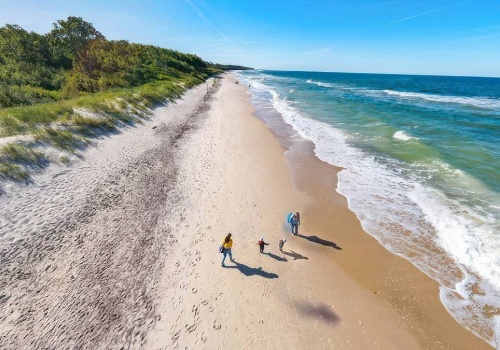 Oto najpiękniejsza plaża w Polsce. Bez tłumów i parawanów