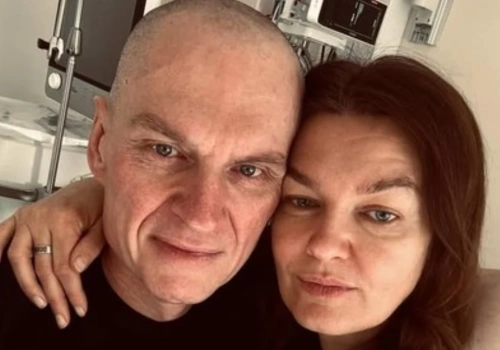 Skrajnie wychudzony po 5 latach więzienia. Andrzej Poczobut w szpitalu MSWiA: lekarze badają jego stan zdrowia po białoruskiej niewoli