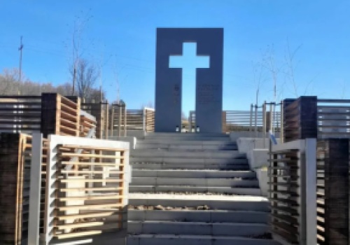 Na cmentarzu wojennym NSZ w Kamesznicy spoczną szczątki 60 żołnierzy