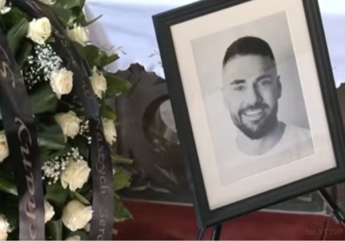 Tłumy żegnają Łukasza Litewkę. Pogrzeb posła, który zginął w tragicznym wypadku