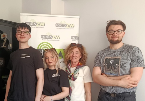 Gośćmi Radia ZW byli uczniowie Zespołu Szkół nr 3 w Wieluniu wraz Ewą Oroń, dyrektorką szkoły