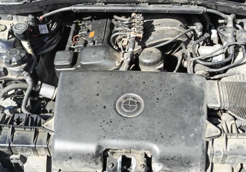 Oddał BMW do warsztatu, odebrał bez silnika. Mechanik: zaraz doślę