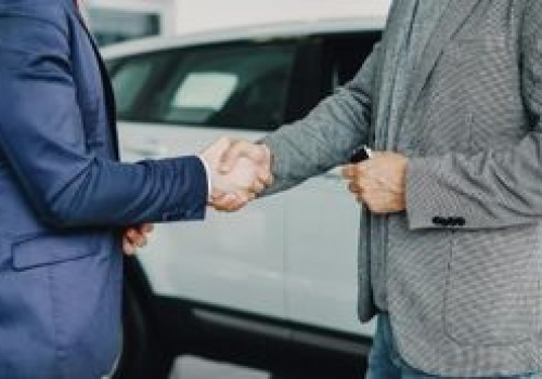 Jak samodzielnie przygotować auto do sprzedaży?