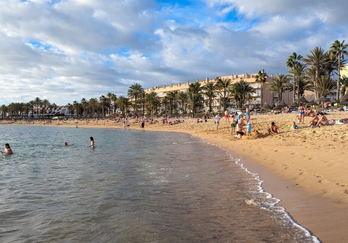 Tragiczny finał wakacji na Teneryfie. Nie żyje 24-letni turysta