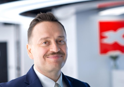 Kurs XTB w dół mimo rekordowych wyników. Dlaczego? Oto opinie analityków