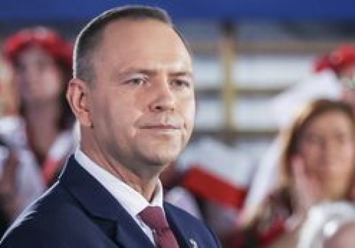 Sondażowy sygnał ostrzegawczy dla Nawrockiego. Przewaga topnieje