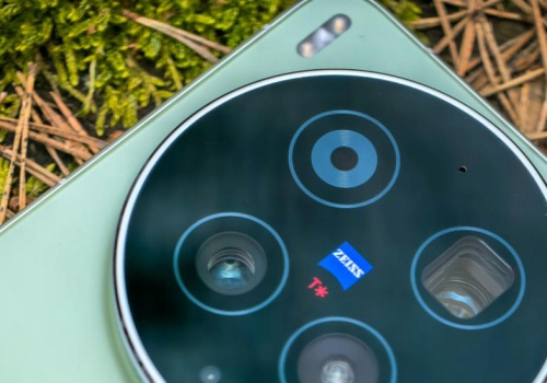 Kosztuje fortunę, każdy by go chciał. Ten smartfon szokuje aparatem