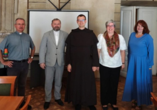 Karmelici: stan zdrowia uwolnionego z białoruskiego więzienia brata Grzegorza Gawła jest dobry