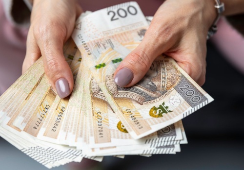 ZUS zwraca się do rodziców. Przez to mogą nie dostać 800 plus