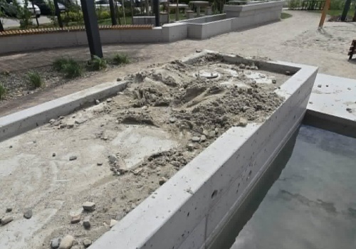 Zamiast wody – kilogramy piasku. Nowa fontanna na w Rzeszowie celem wandali