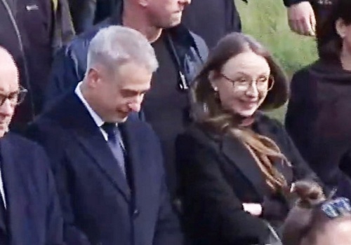 Zdjęcie z pogrzebu Litewki wywołało pytania. Prawda okazała się zupełnie inna