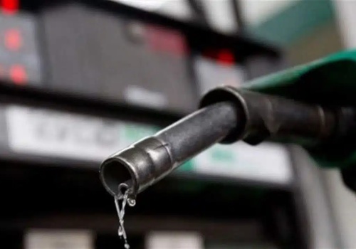 Ministerstwo wprowadza racjonowanie paliwa. Kryzys mimo przepełnionych zbiorników przez blokadę eksportu