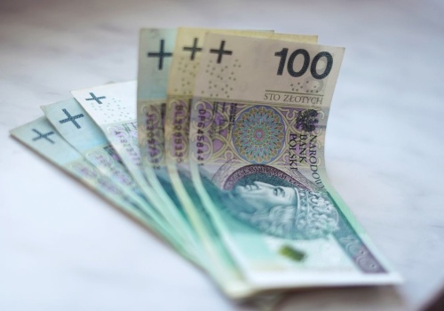 Praca na hali z pensją nawet 15 tys zł. Rekrutacja już ruszyła