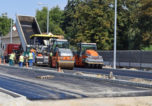 Samorządy dostaną więcej pieniędzy na drogi. Takich zmian rząd jeszcze nie wprowadzał