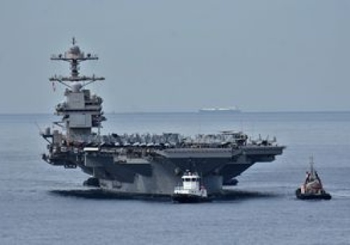 Nagłe wycofanie lotniskowca USA z Bliskiego Wschodu