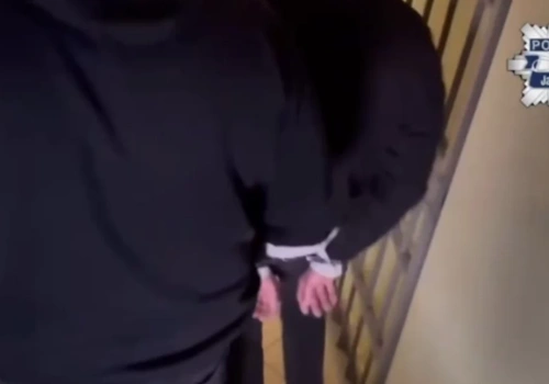 Tworzy przez AI filmiki z nastolatką. Teraz siedzi za kratkami