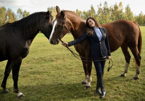 Relacja człowiek – koń | Zwiesz się zwierz