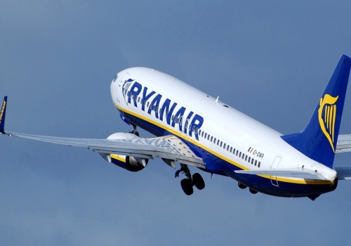 Ryanair wzywa rząd w Polsce do zawieszenia na lato EES