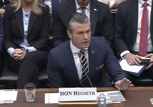 Hegseth broni w Kongresie rekordowego budżetu Pentagonu i strategii wobec Iranu