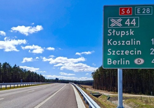 S6 i A2 gotowe na majówkę. Urzędnicy tną wstęgi, kierowcy ruszają na podbój nowych tras