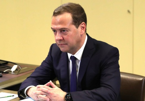 Ogromny zaciąg do rosyjskiej armii. Miedwiediew: Europą rządzą idioci