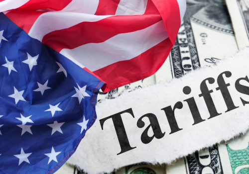 FedEx i UPS oddadzą pieniądze za pobrane opłaty nałożone w związku z taryfami prezydenta Donalda Trumpa