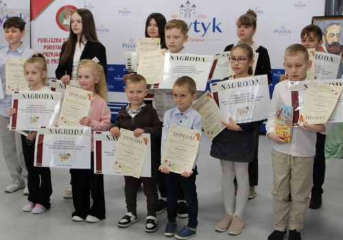 Gminny Konkurs Plastyczny - „Fraszka zamknięta w lapbooku i Czarnoleski dom oczami dzieci”