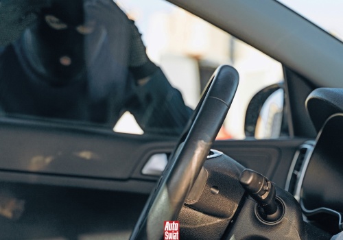 Złapali seryjnego złodzieja. Okradł wielu kierowców metodą 