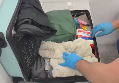 Akcja służb na Kraków Airport. Turystka będzie się tłumaczyć przed sądem