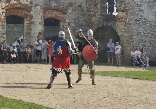 Długi weekend z historią przygotował Zamek Krzyżtopór w Ujeździe