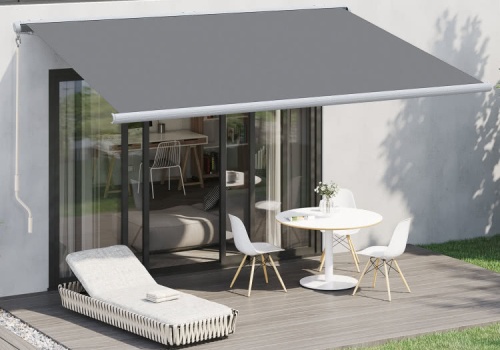 Ile kosztują markizy? Skuteczna ochrona przed słońcem