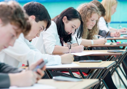 Matura 2026? Covid minął, taryfa ulgowa została