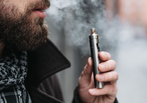 Akcyza miała uszczelnić rynek. E-papierosy wciąż wymykają się fiskusowi