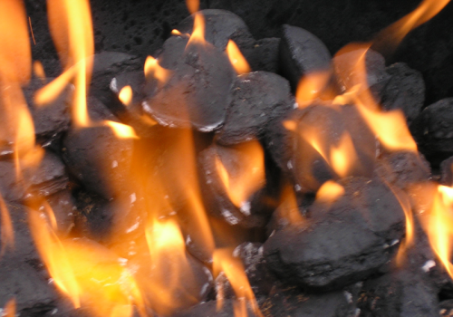 Dalsze grillowanie polskiej giełdy. Banki raportują, LPP płaci zaliczkę, indeksy spadają