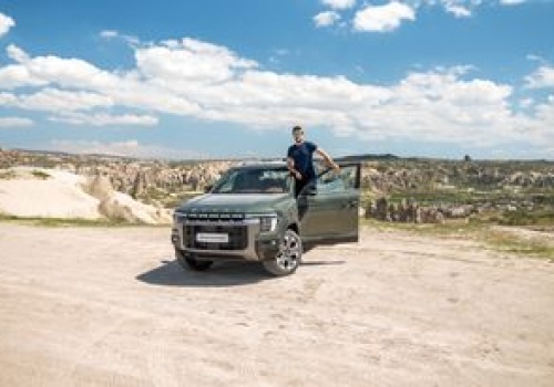 Pierwsza jazda: nowy KGM Musso Grand – będzie rozpychał się łokciami w segmencie