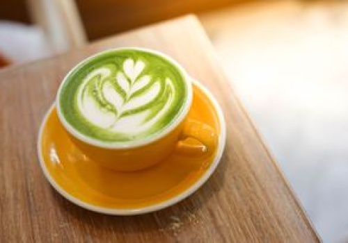 Zielony napój to hit w Polsce. Wzrost zamówień o 134 proc.