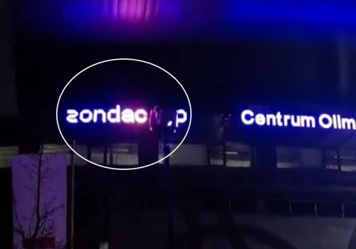 Stało się. Neon Zondacrypto znika z siedziby PKOl