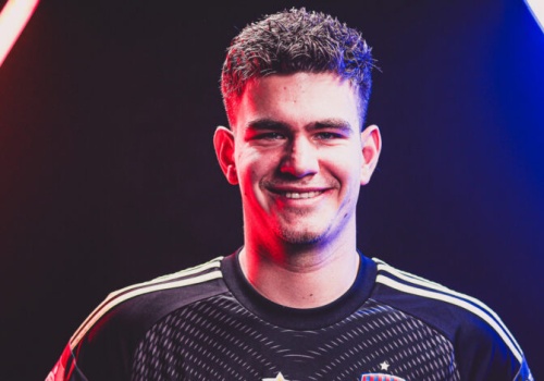 Kacper Trelowski zostaje w Rakowie na dłużej