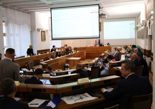 Radni prezydenta Żuka i PiS byli zgodni. Nocna prohibicja w Lublinie wprowadzona